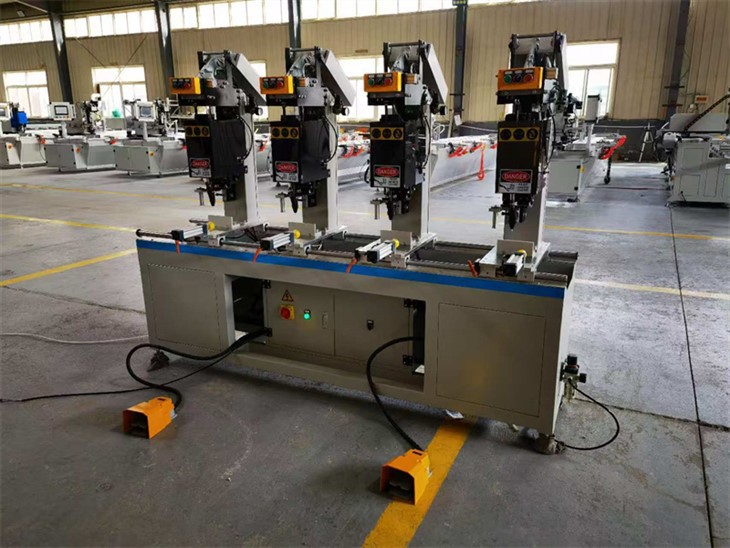 screw fastening machine 5